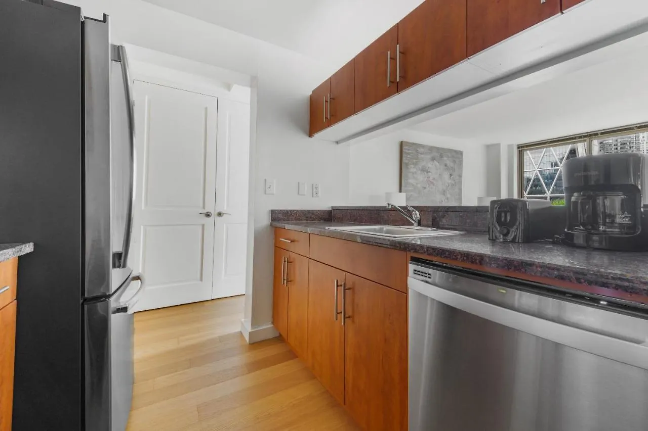 Apartment Global Luxury Suites At The Marc New York