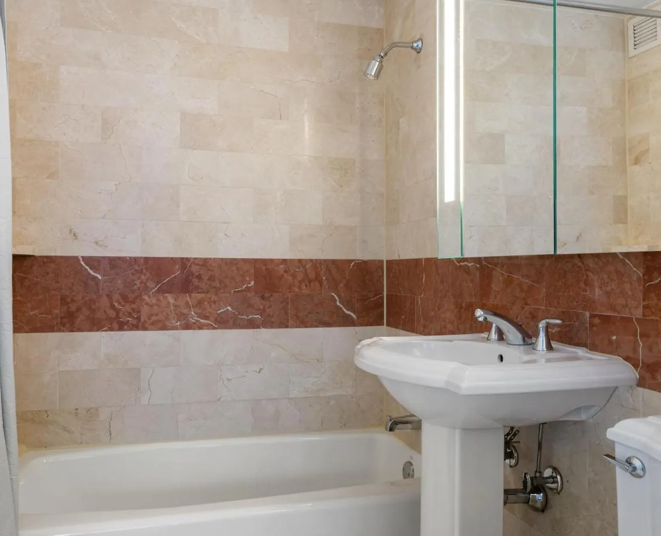 Global Luxury Suites At The Marc New York 0*,