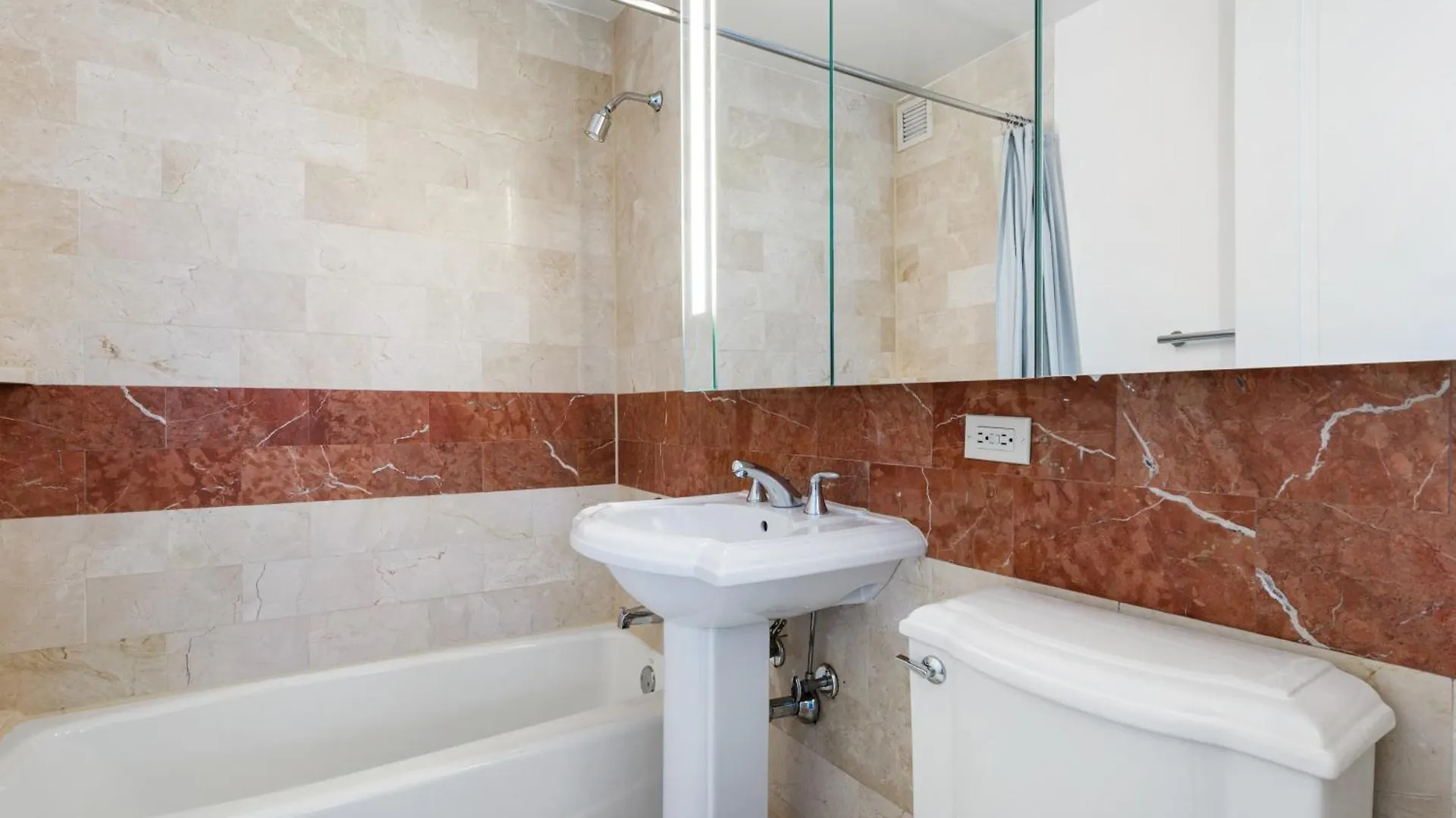 Apartment Global Luxury Suites At The Marc New York