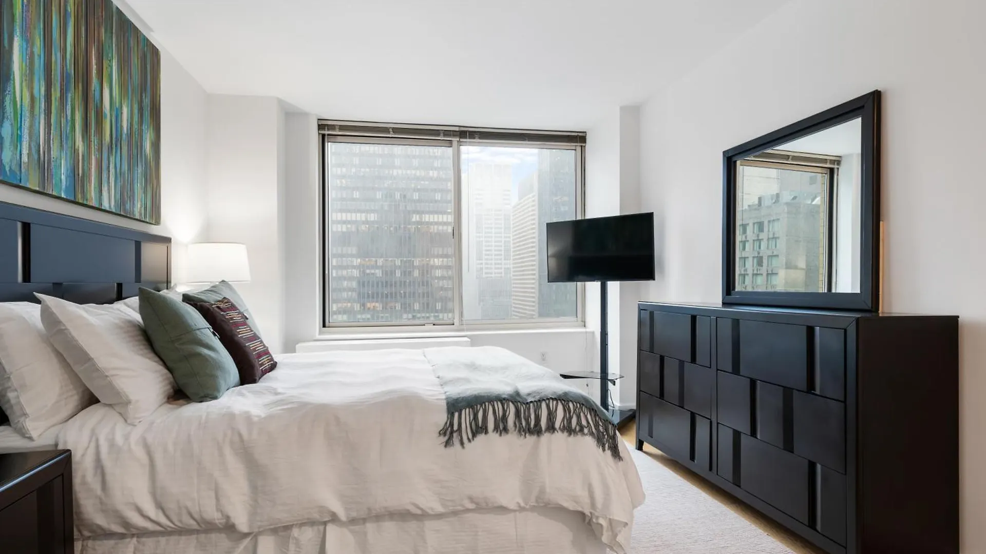 Global Luxury Suites At The Marc New York United States