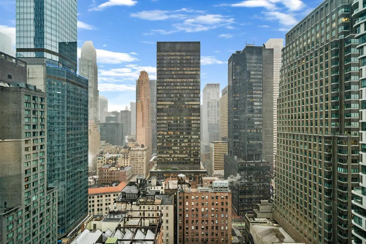 Global Luxury Suites At The Marc New York Apartment