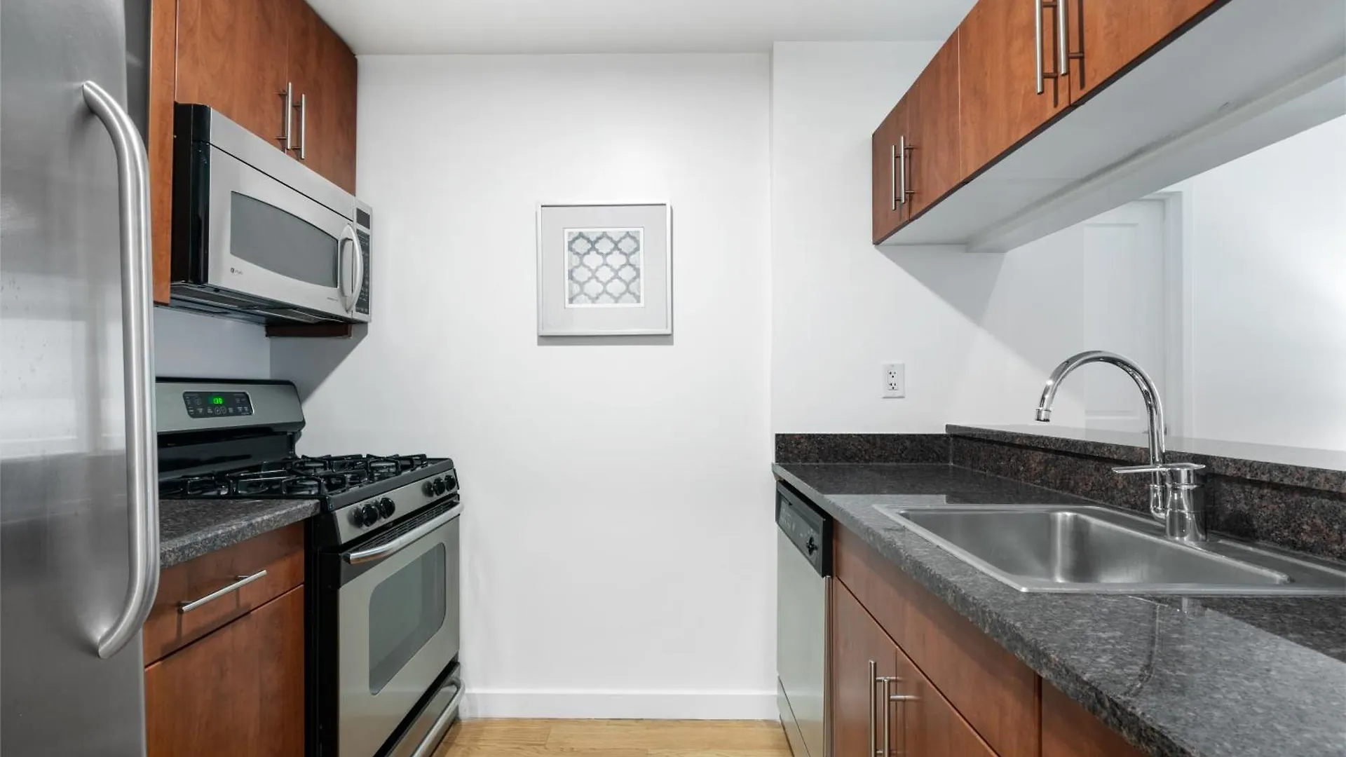 Apartment Global Luxury Suites At The Marc New York
